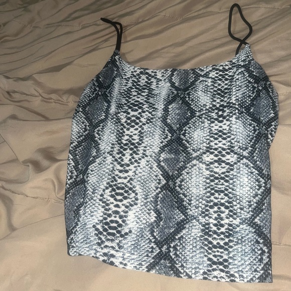 Forever 21 Tops - Crop top